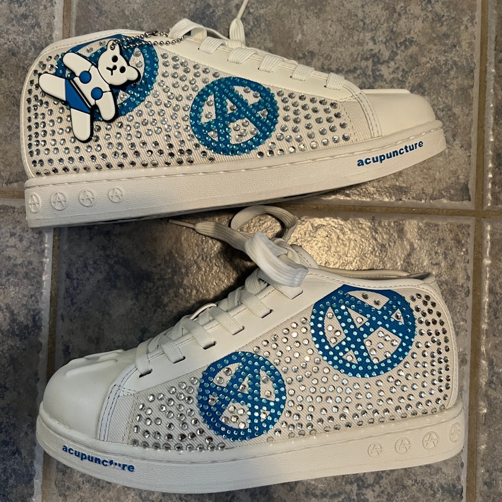 Vintage Y2K Acupuncture Women Sneakers